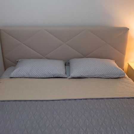 Ferienwohnung Whitehouse Loutraki Exterior foto